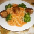 Fetahackbällchen ~ Spaghetti mit Broccoli