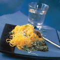 Kürbis-Spaghetti mit Pesto