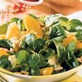 Power-Salat mit Orangenstreifen