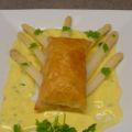 Spargel in Blätterteig mit Kerbelsoße (Asperges[...]