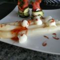 SPARGEL/Beilage:Zucciniröllchen mit Lachs