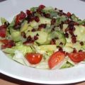 Salate: Marinierte Kartoffeln auf Eisbergsalat[...]