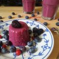 Buttermilch - Waldbeeren Panna Cotta