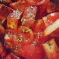 Räuchertofu mit Tomaten-Champignon-Sauce