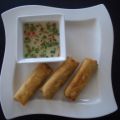 Frühlingsrollen mit Chilisauce