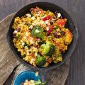Curry-Hirse-Pfanne mit Gemüse