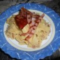 Tagliatelle an Schinken-Sahne-Soße