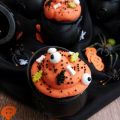 Giftige Hexenkessel-Cupcakes mit Käfern und[...]