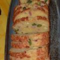 Herzhafter Schinken-Oliven-Kuchen