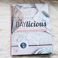 [Review] DAYlicious: 1 Tag, 5 Blogs, 50[...]