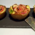 Törtchen mit Quark und Apfelrosen