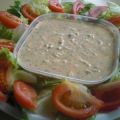 Low-Carb-Salat mit Ei und Thunfisch-Dressing