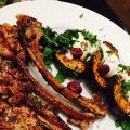 Milchlamm Koteletts, Auberginen und Tahini[...]