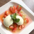 Zitronenmousse mit Rhabarber-Erdbeer-Kompott