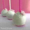 Sommerliche Blumen-Cakepops