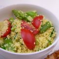 Couscoussalat mit grünem Spargel und[...]