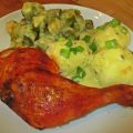 Würzige Hähnchenkeulen mit Rosenkohl und Sauce[...]