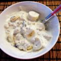 Knustermüsli mit Joghurt, Bananen und[...]