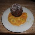 halbflüssiges Schoko-Küchlein mit[...]