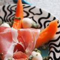 Melone mit Walnuss-Minz-Pesto