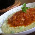 Polenta mit scharfer Tomaten-Pilz-Sauce