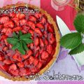 Früchtiger Erdbeerkuchen mit Sektcreme