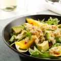 Avocado-Mango-Salat mit Krebsfleisch