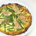 Kartoffelpizza mit Spargel und Zander