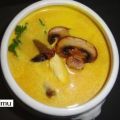 Kürbis-Currysuppe mit Huhn, Champignons und[...]
