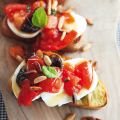 Ciabatta mit Backpflaume, Tomate und Mozzarella