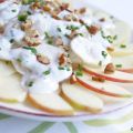 Apfel-Topinambur-Salat mit Roquefortdressing