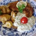 Kalbsschnitzel mit gebratenen Blumenkohl und[...]