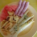 Marinierter Spargel mit Schinken und[...]