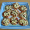 Mini-Pizza mit Schinken und Champignons