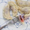 Wareniki: süße Teigtaschen mit Sauerkirschen