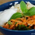 Möhren-Haselnuss-Salat mit Tahindressing[...]