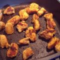 Chicken-Nuggets mit Paprika-Dip