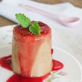 Panna Cotta vom Kaffee auf Kirschspiegel
