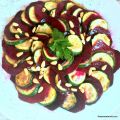 Rote-Bete-Zucchini-Carpaccio mit Wallnussöl[...]