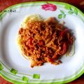 Spaghetti with soya mince and vegetables