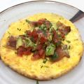 Omelette mit frischer Tomaten-Avocado-Salsa