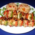 Gebratene scharfe Puten-Paprika-Spieße mit[...]
