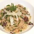 Linguini mit gebratenen Schwarzwurzeln, Erbsen[...]