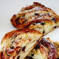 White Chocolate, Cranberry & Macadamia Twist[...]