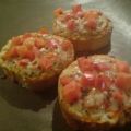 Crostini mit Tomaten