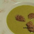 Kopfsalatsuppe (mit Hackfleischnocken)
