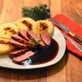 Entenbrust mit gefülltem Chorizo-Kartoffelknödel