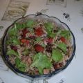 Nudelsalat mit Thunfisch und schwarzen Bohnen