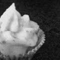 Mini- Nusscupcakes mit Frosting