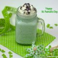 Blue Curacao Eis-Shake ~ Happy St. Patrick's Day